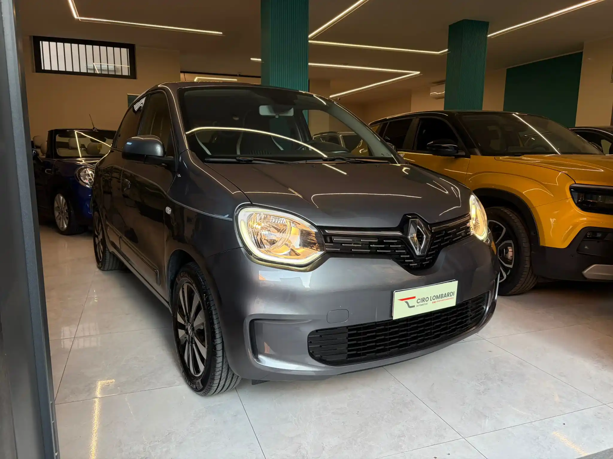 Renault Twingo 3′ Serie SCe 1.0 65 cv INTENS