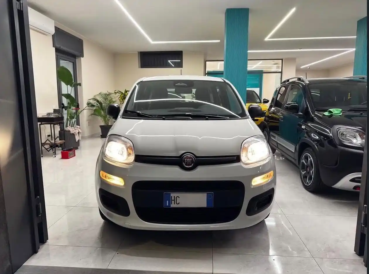 Fiat Pandina ICON 1.0 SeS Hybrid